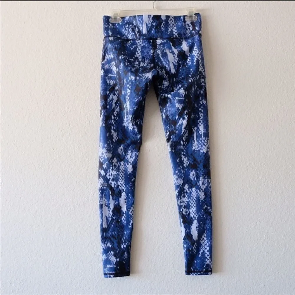 𝅺euc Alo Yoga airbrush python print leggings sz xs